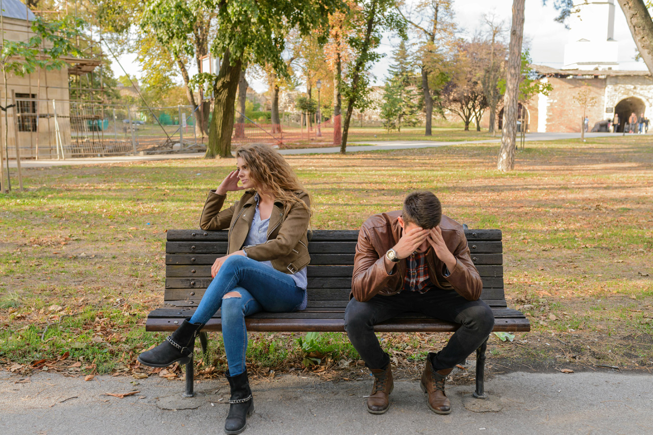 Välttelevä kiintymyssuhde ja seksuaalisuus